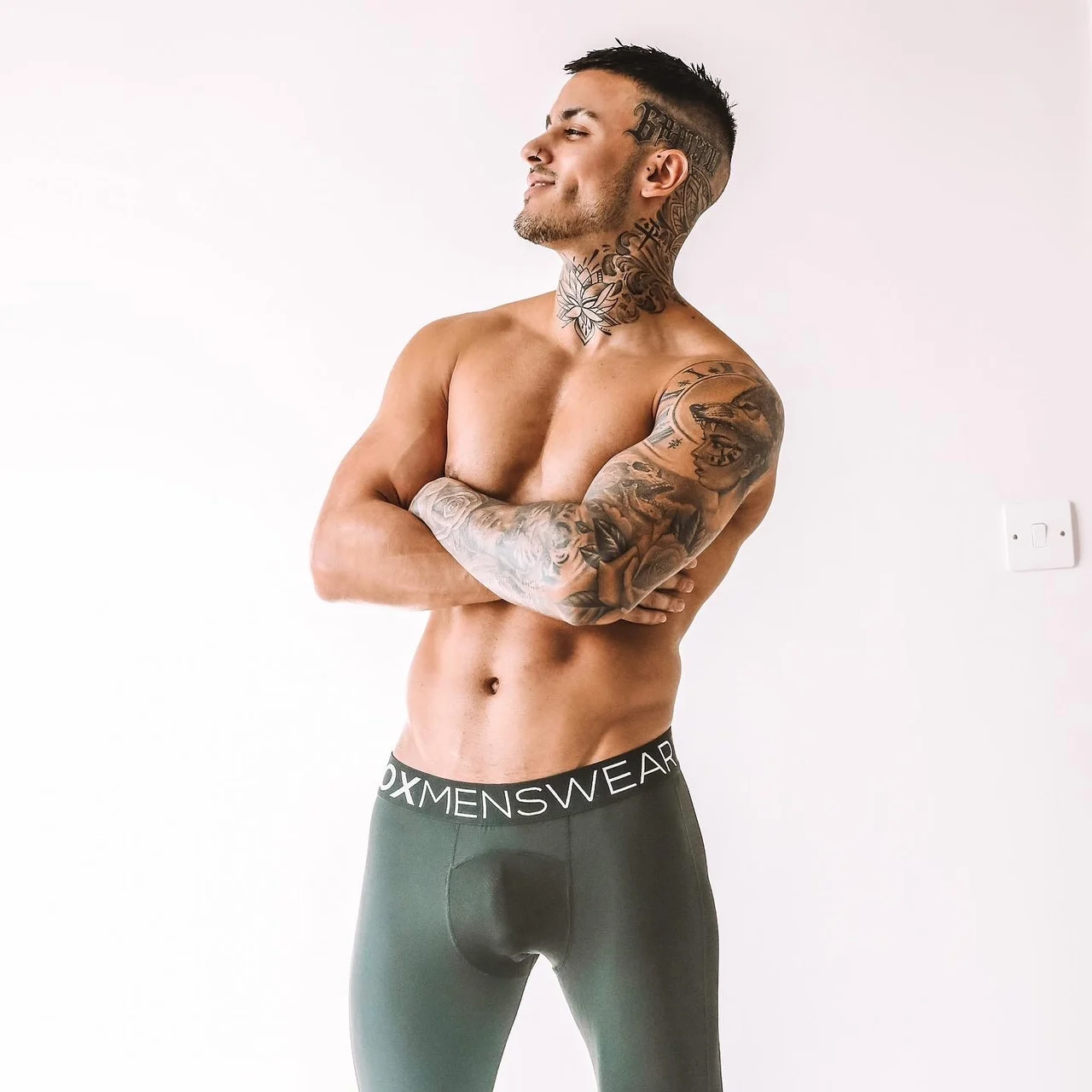 Masterhunkk - OnlyFans model