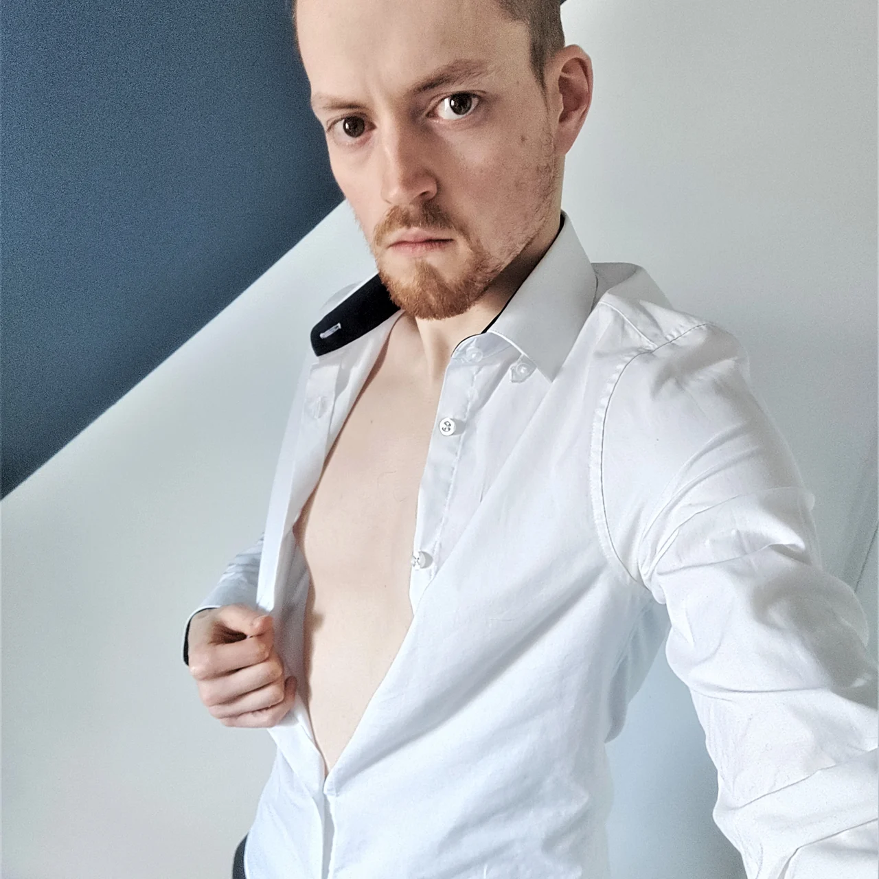 Mauve Eagle - OnlyFans model