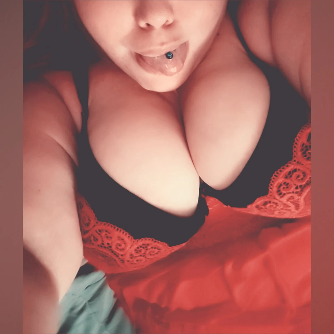Bbw Mellypo - OnlyFans model