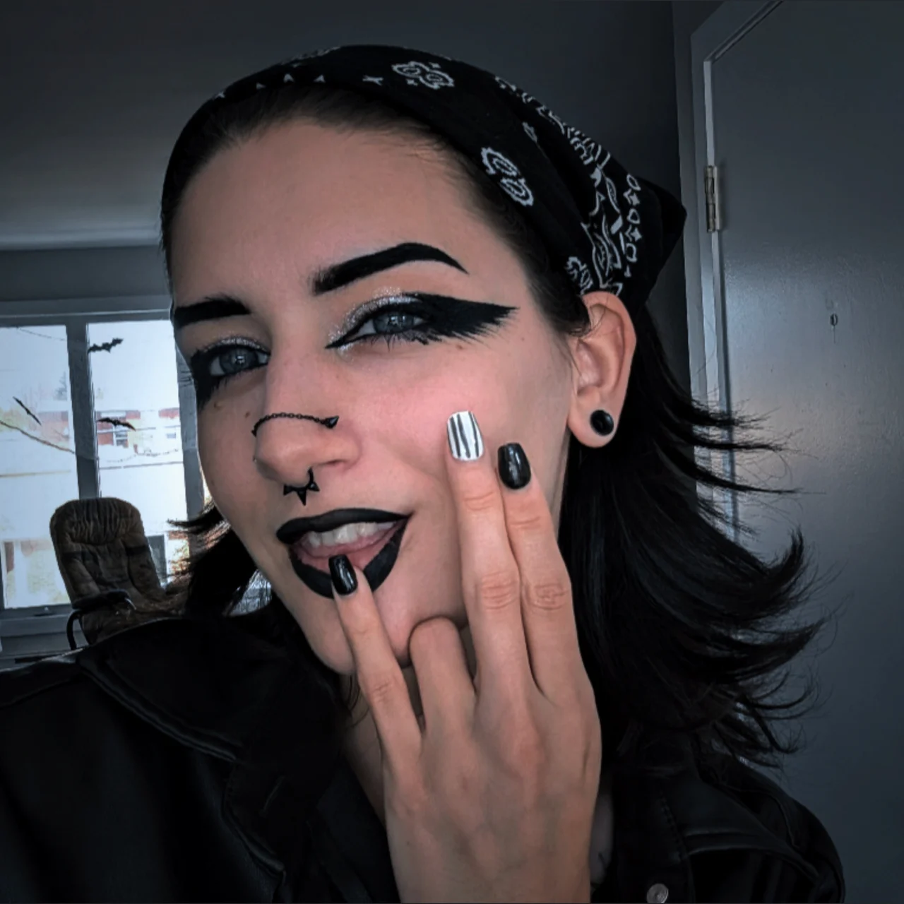 ⛥𝕷𝖔𝖚⛥ - OnlyFans model