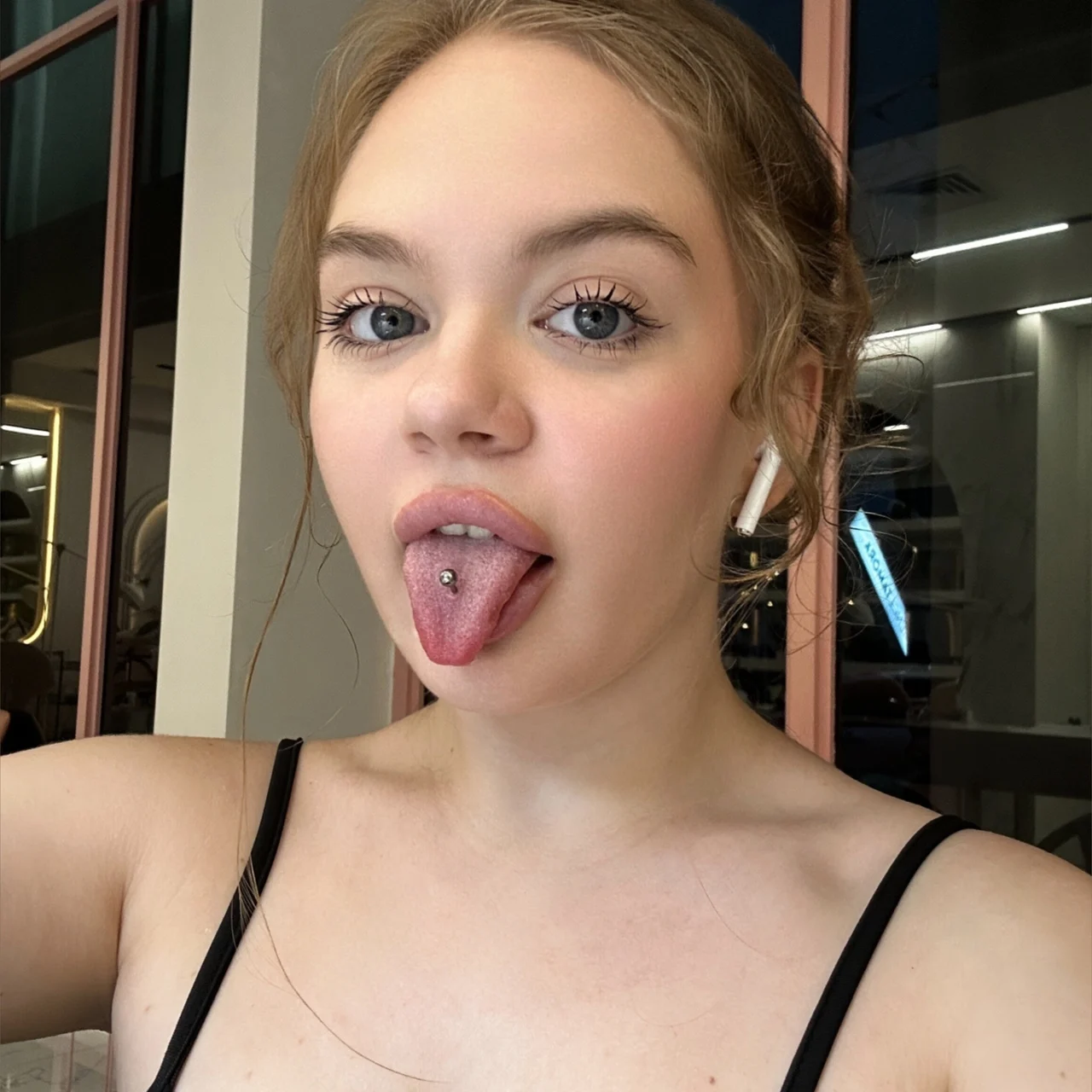 Mia Milli🌸 - OnlyFans model