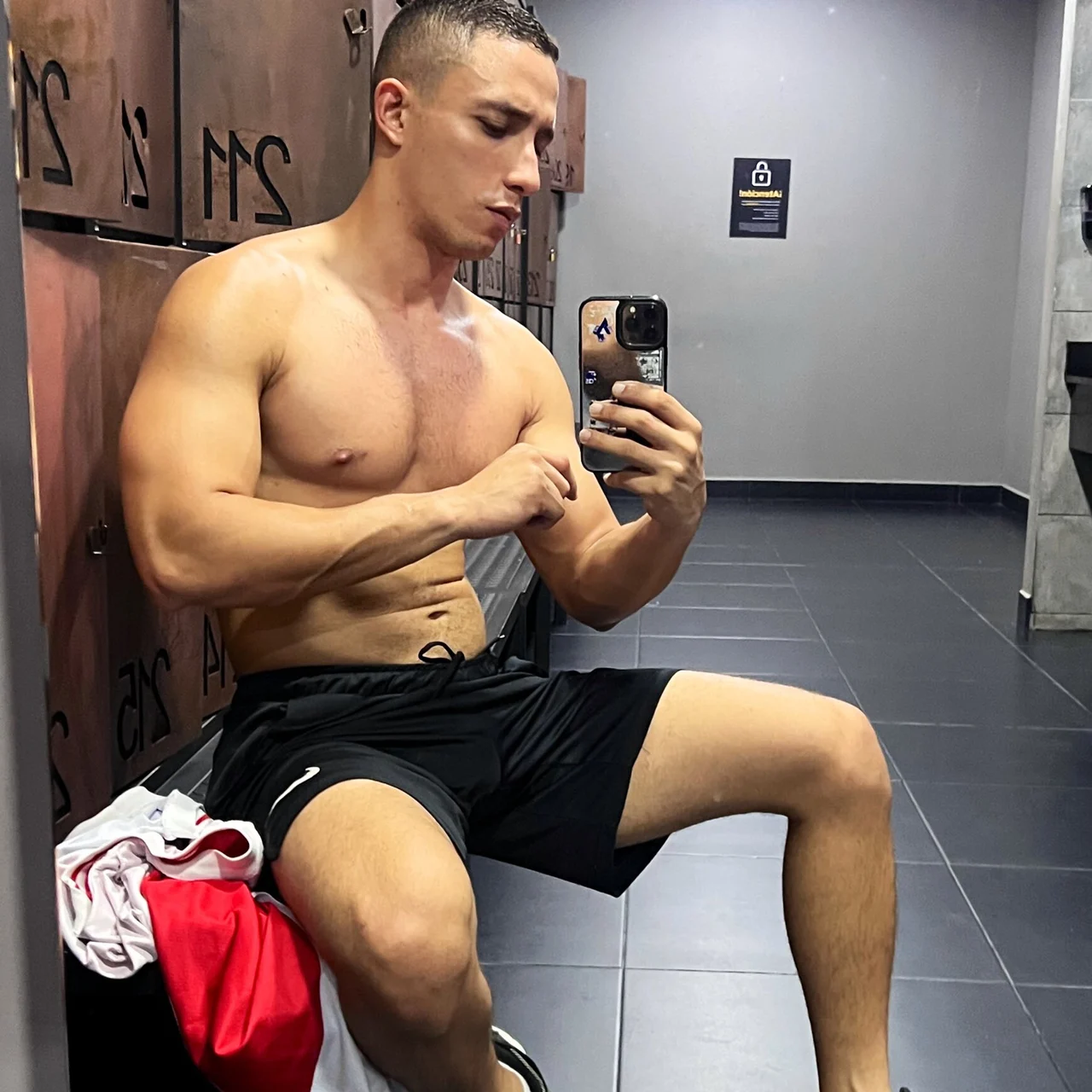 βοΈMike Swift 21cmβοΈBig Dickπ - OnlyFans model