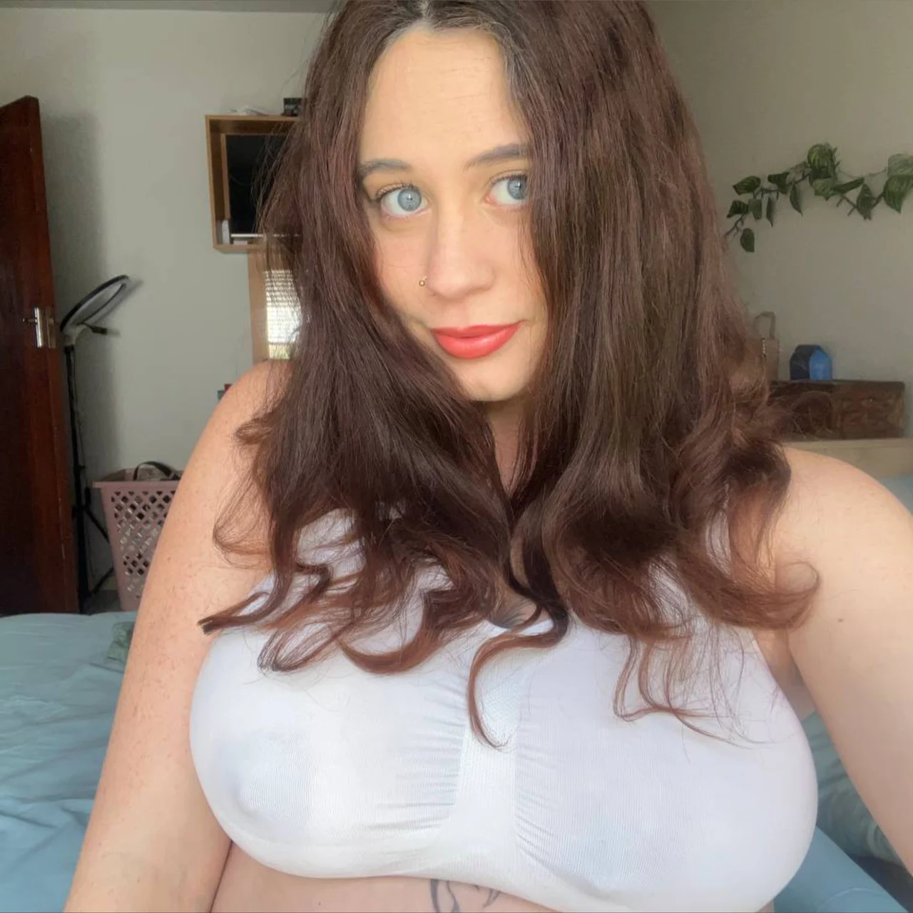 MILA MOO ๐ฎ๐ - OnlyFans model