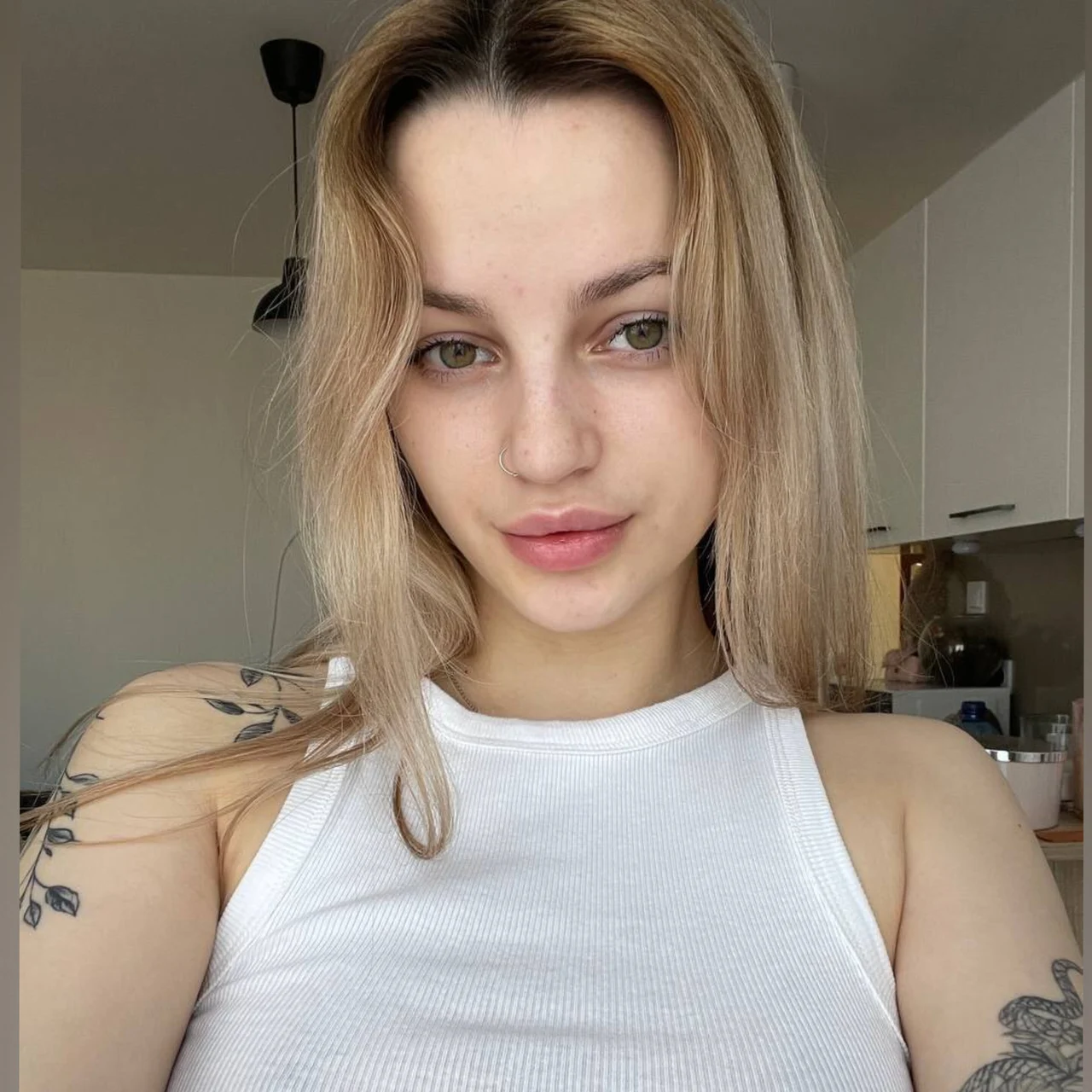 Mila Amore💕💍 flexible baby🧚🏻‍♀️ - OnlyFans model