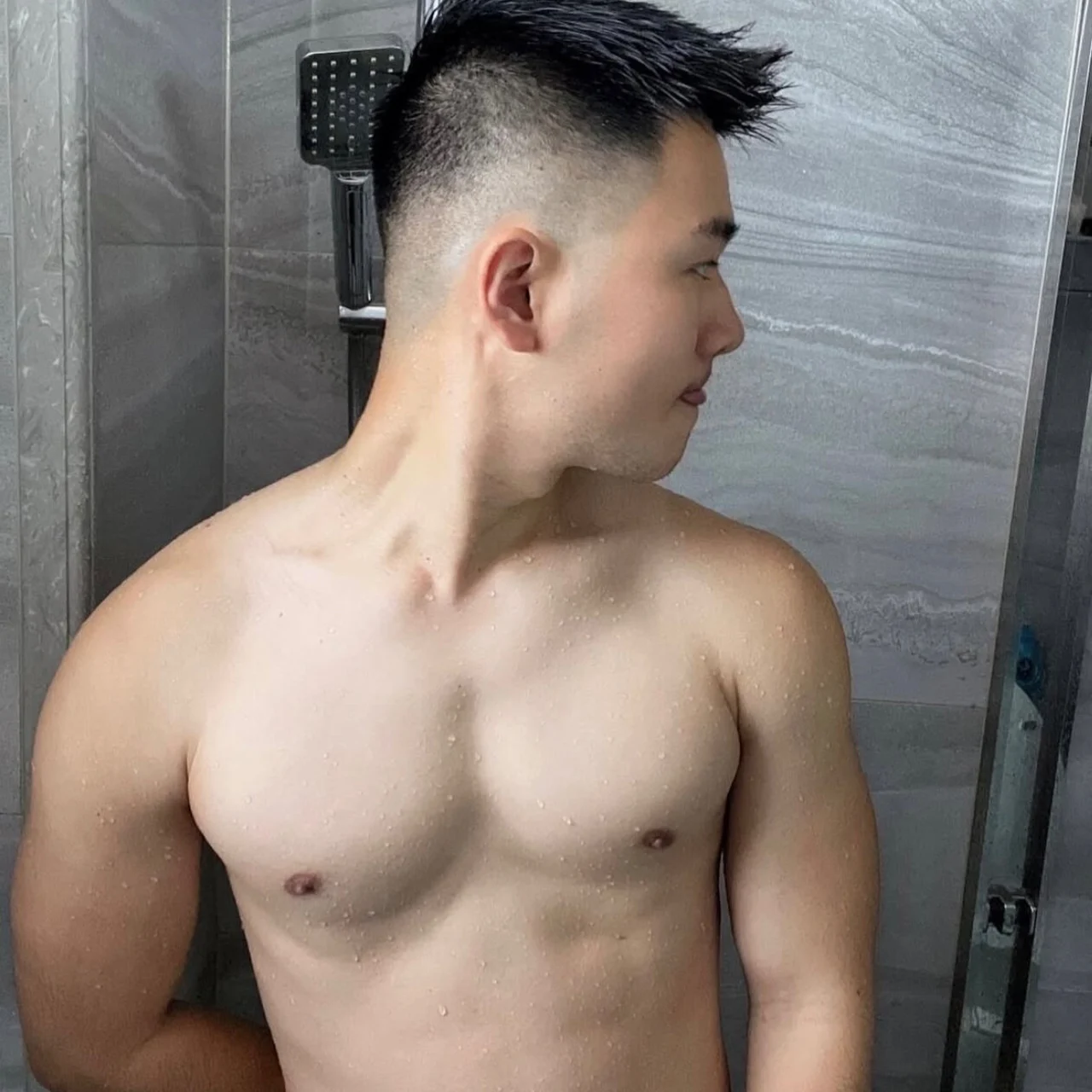 Tony K 토니 🥵🇰🇷💦 - OnlyFans model