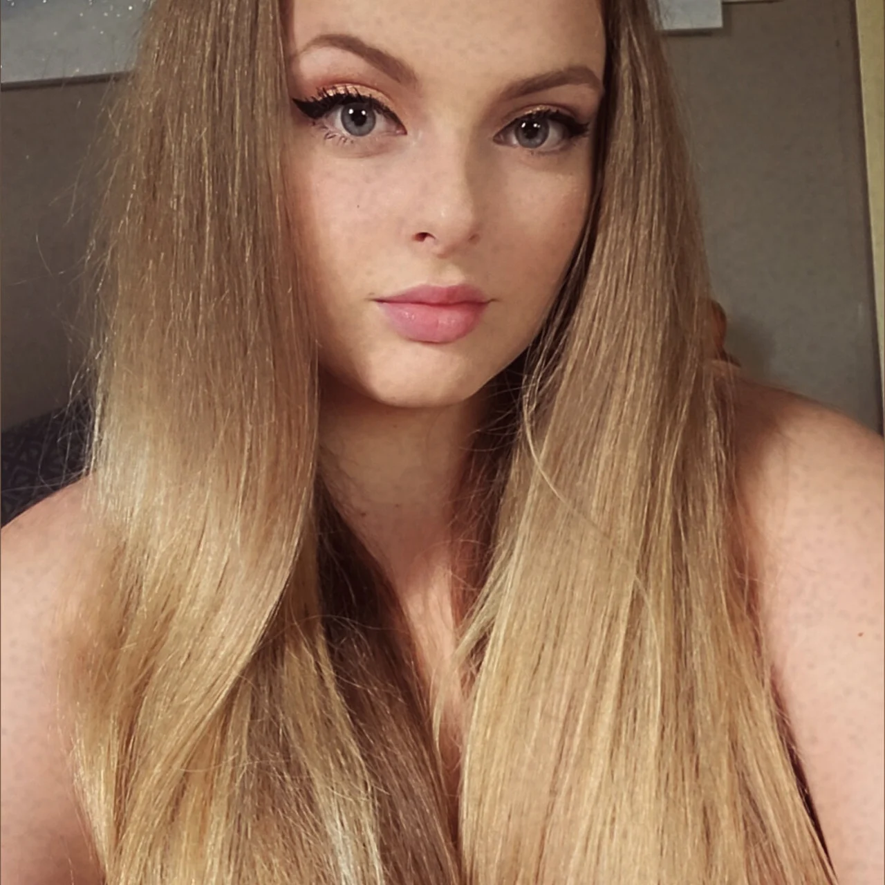 MillieSXXX - OnlyFans model