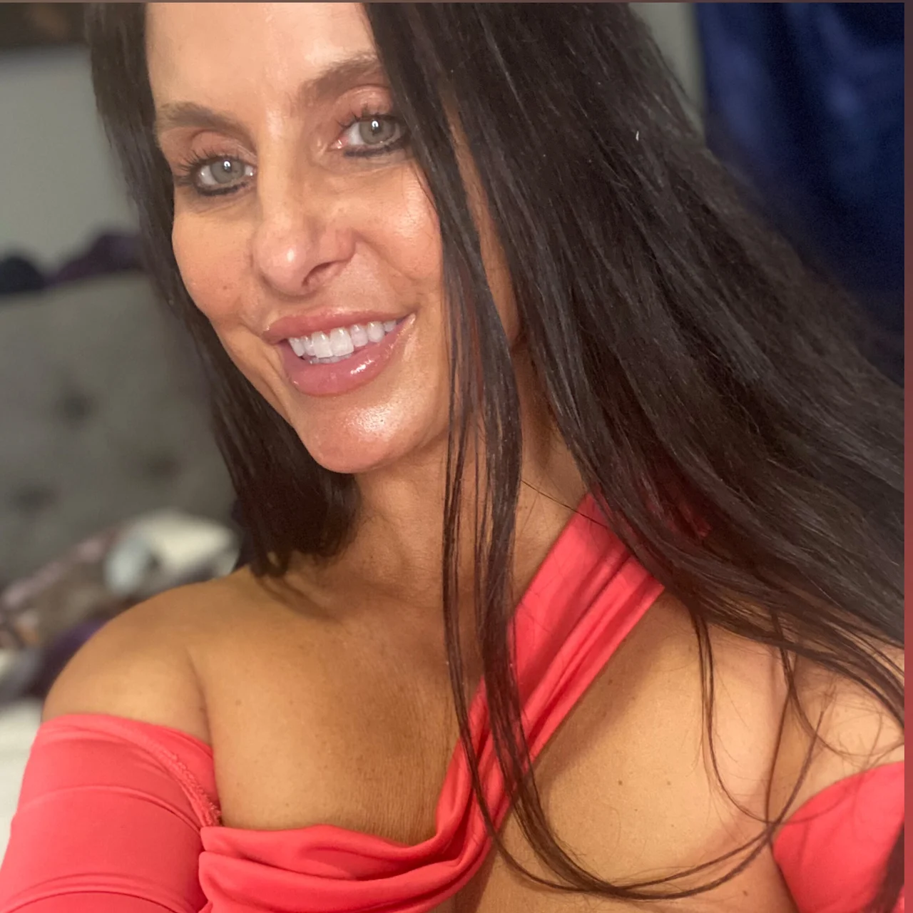 Miss Jay/ Queen / Curvy - OnlyFans model