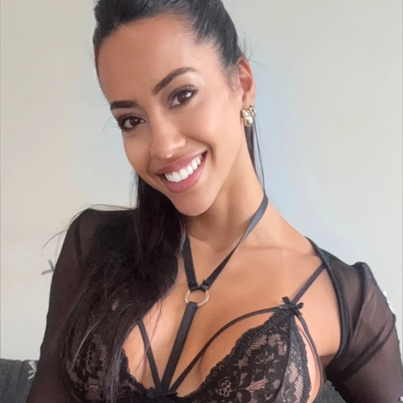 Priya Kapoor 🌸 Desi Queen - OnlyFans model