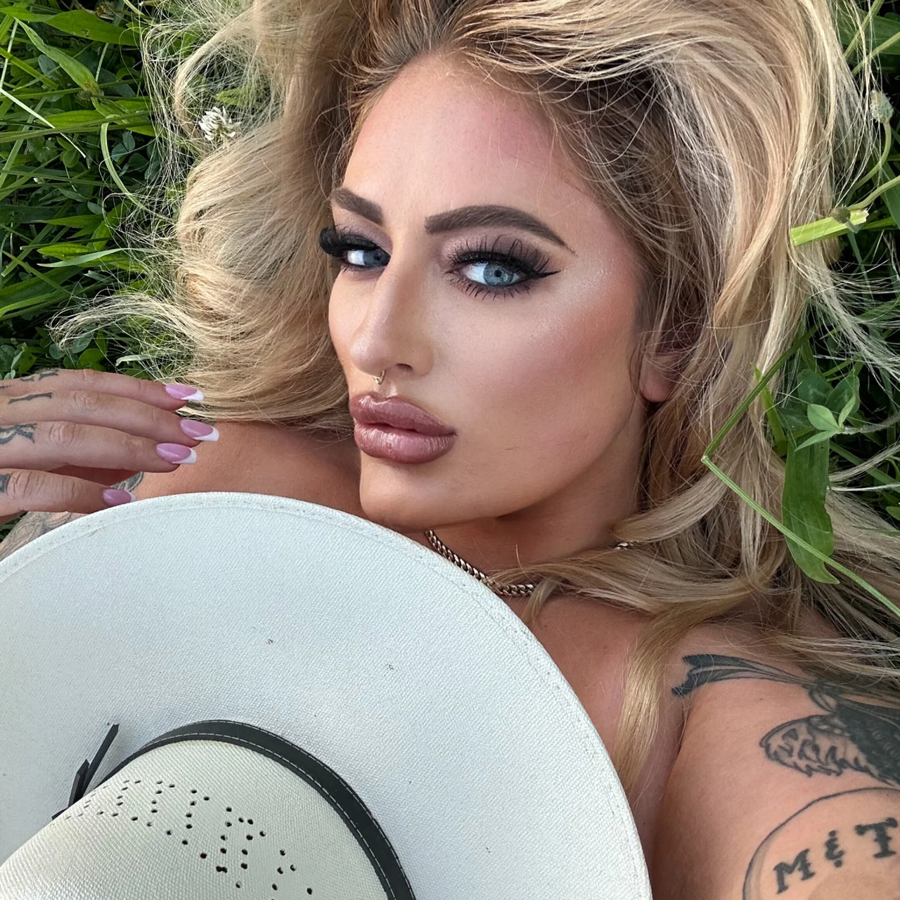 Miss Thick N Tatted 🐙 - OnlyFans model