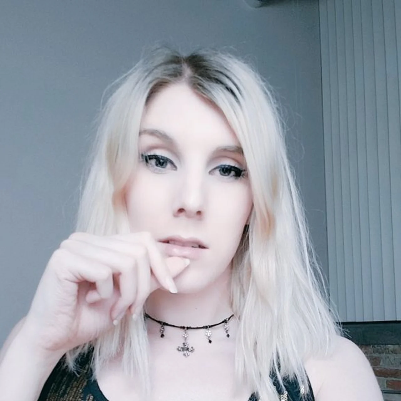 MissVexx - OnlyFans model