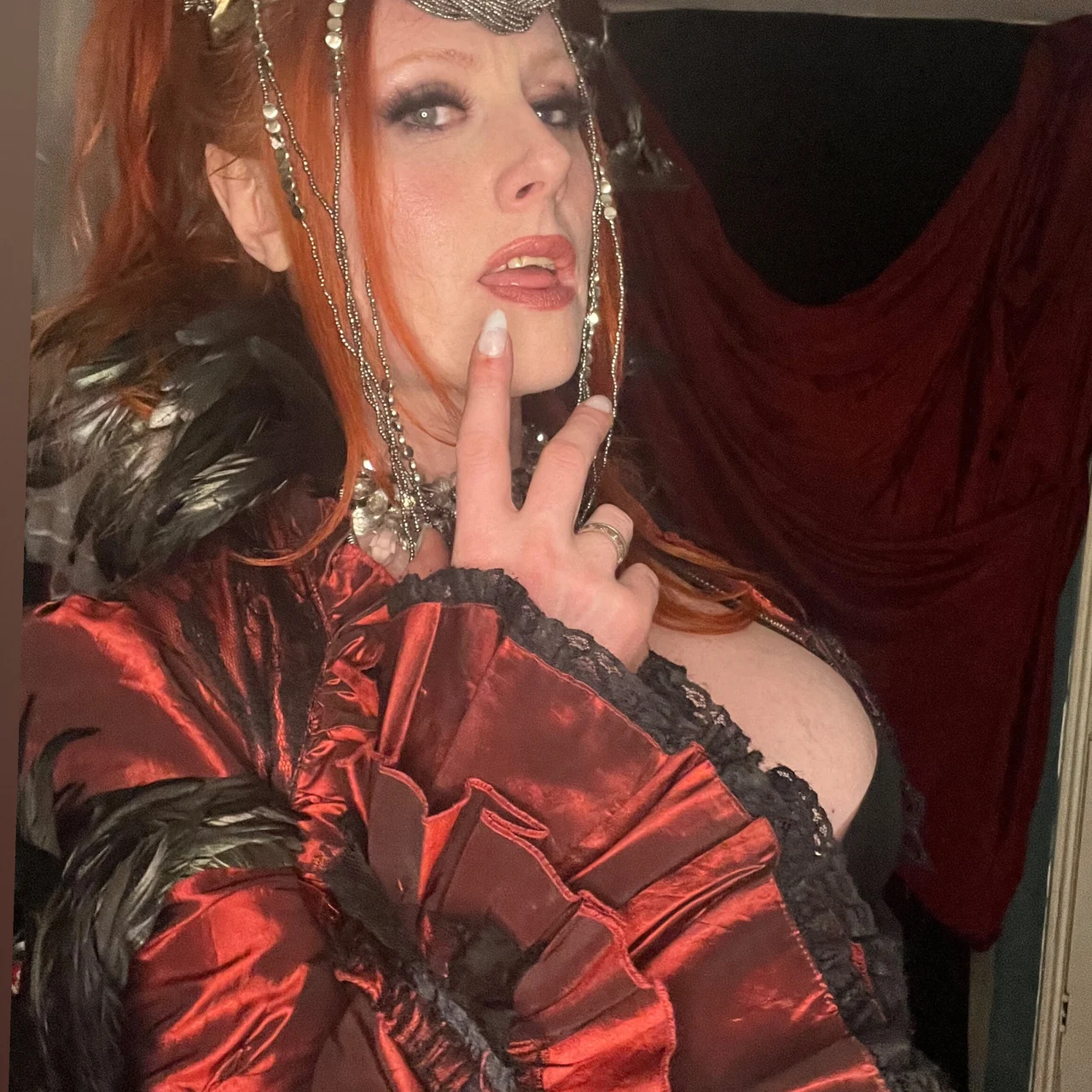 mistressraven666 - OnlyFans model