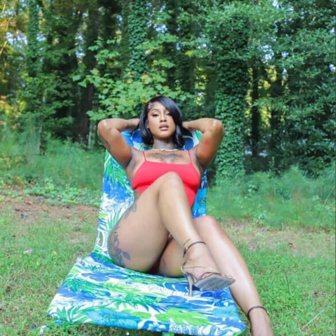 Mizztwerksumfreenow - OnlyFans model