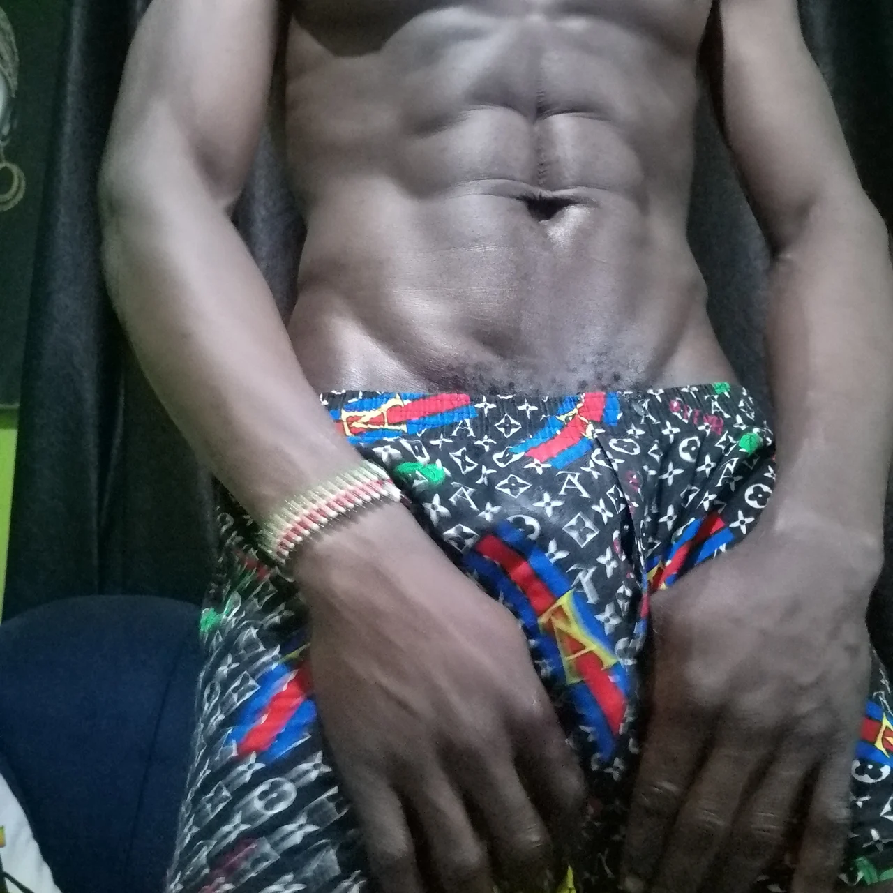 MONSTERDICK 🇰🇪 - OnlyFans model