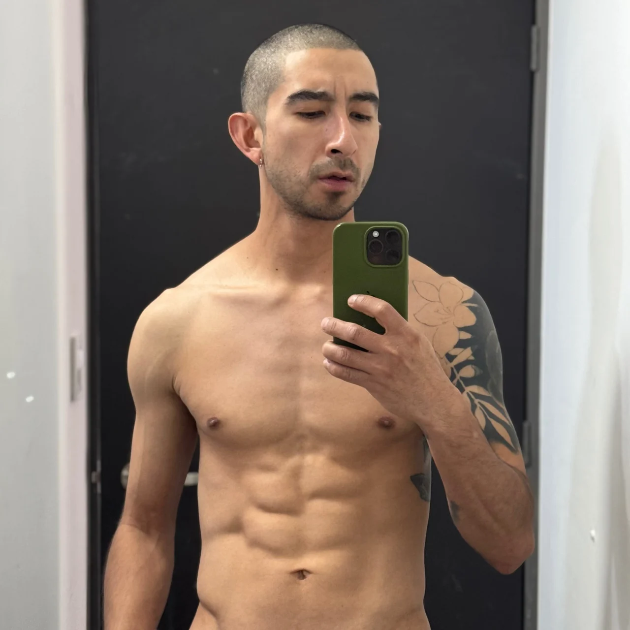 MORBOOS - OnlyFans model