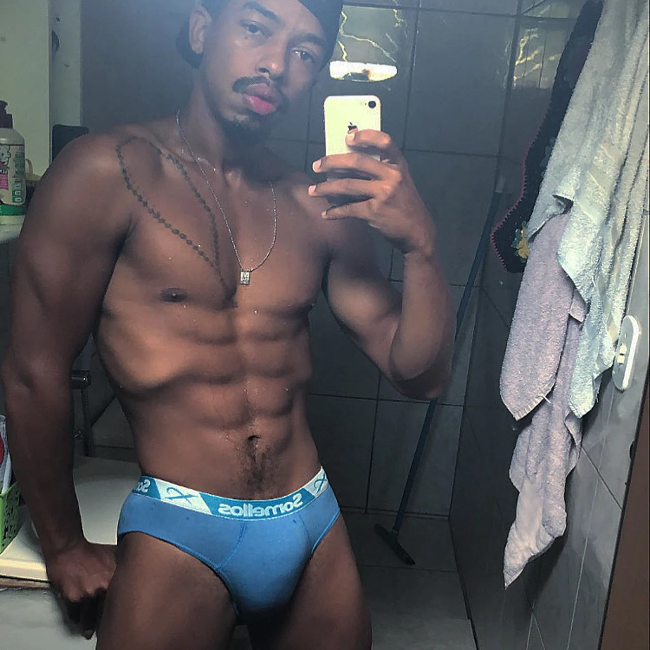 adrianobthencurt - OnlyFans model