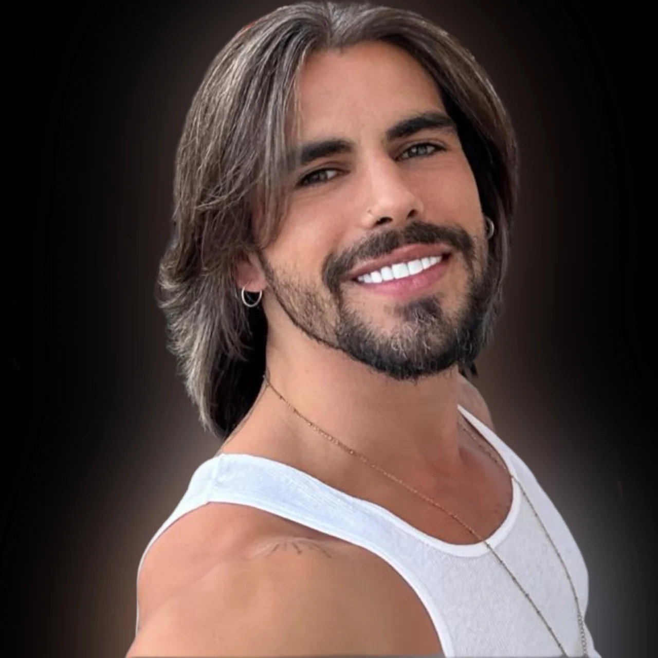 mrvalentinamour - OnlyFans model