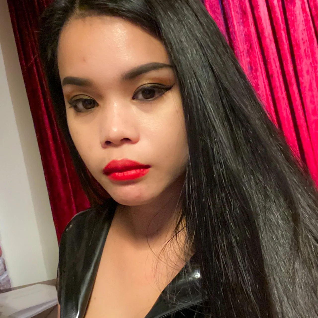 ππππππππ πππππ - OnlyFans model