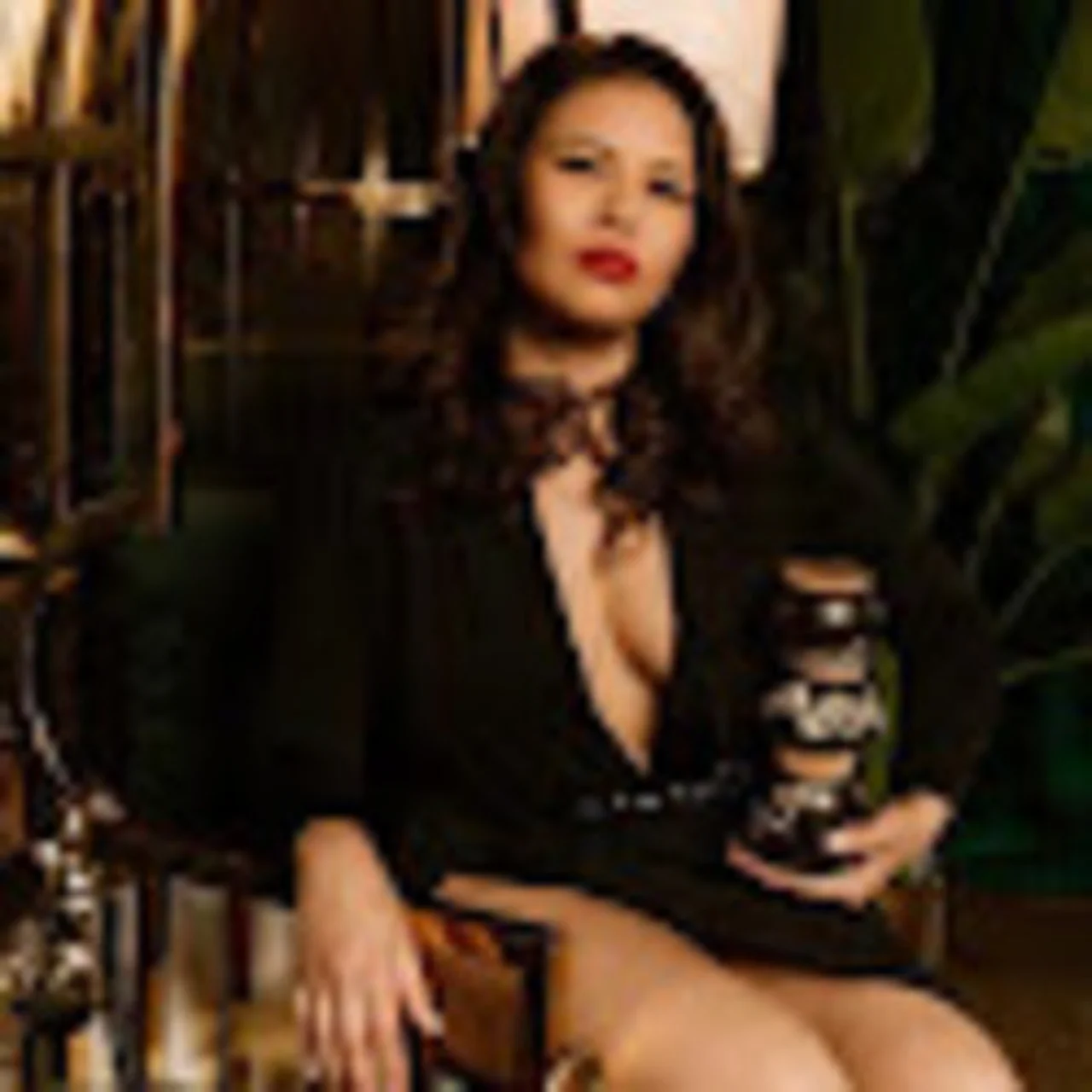 Isla Swallow - OnlyFans model