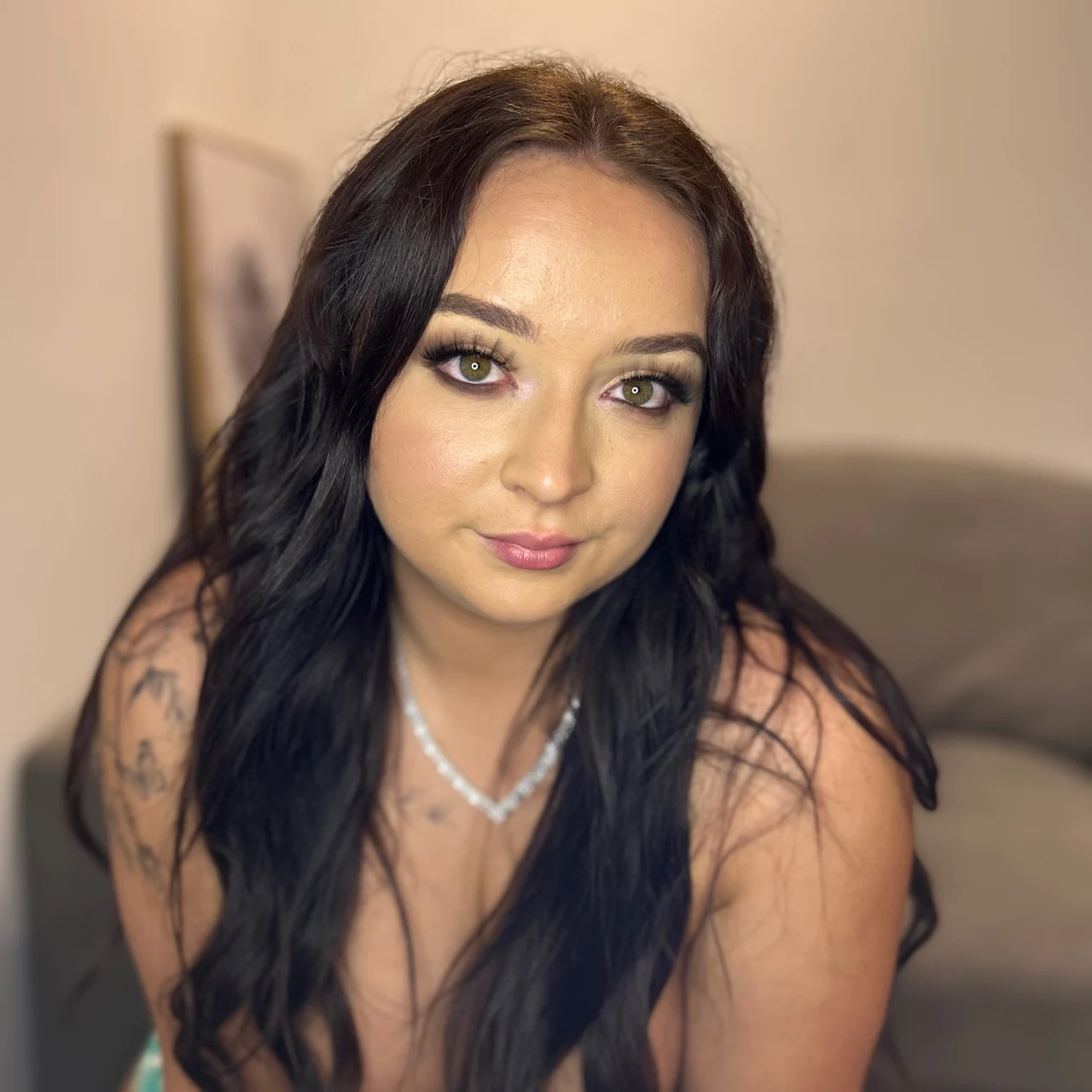 Mummamiaa - OnlyFans model