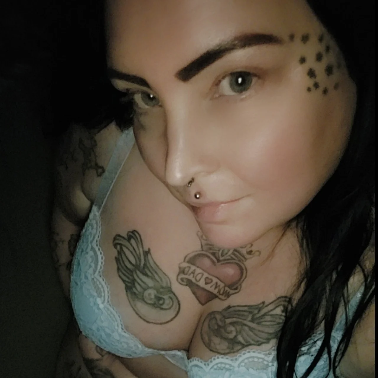 Myztica - OnlyFans model
