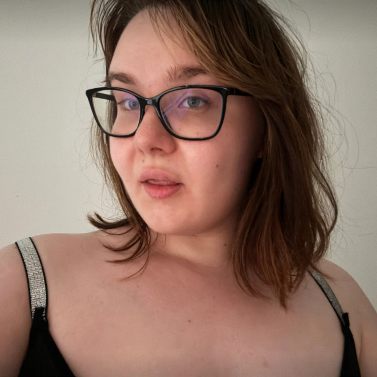 🍑💦 Curvy Nixie Sin 🍑💦 - OnlyFans model