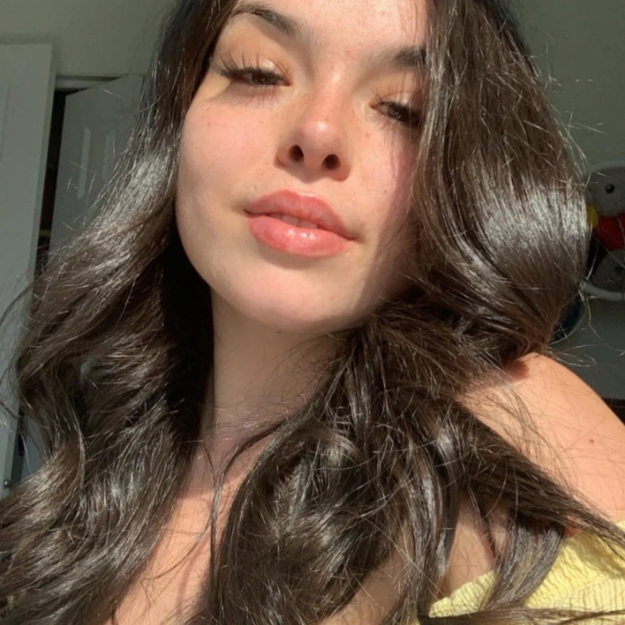 nelwelle - OnlyFans model