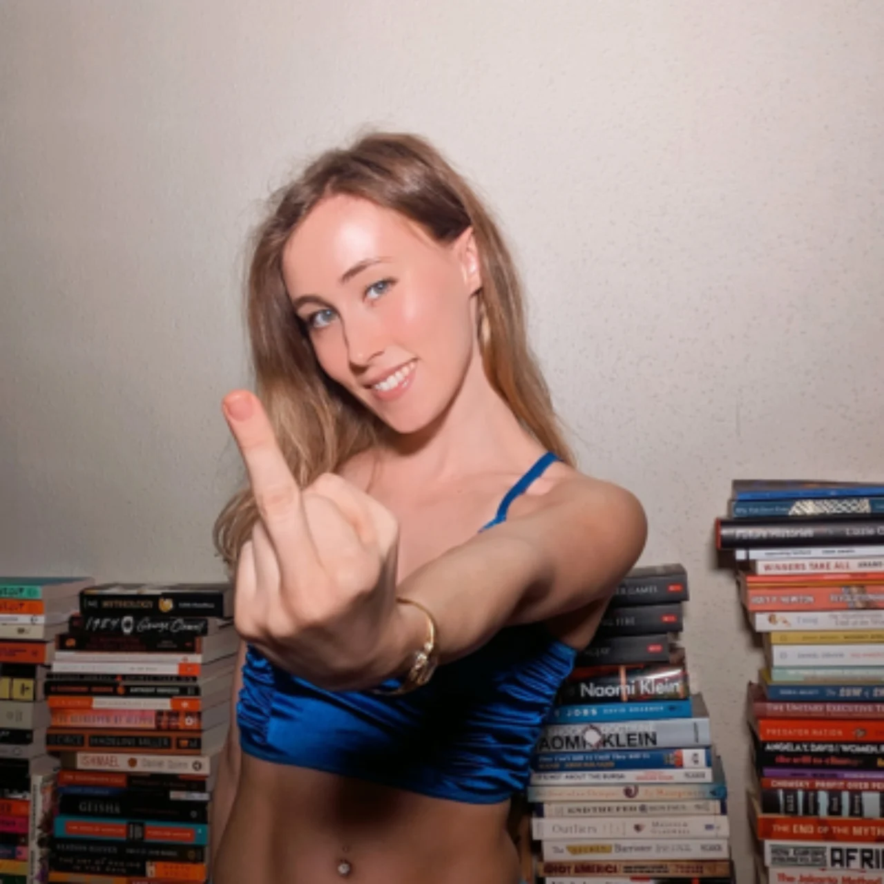 Anna Blake ๐ - OnlyFans model