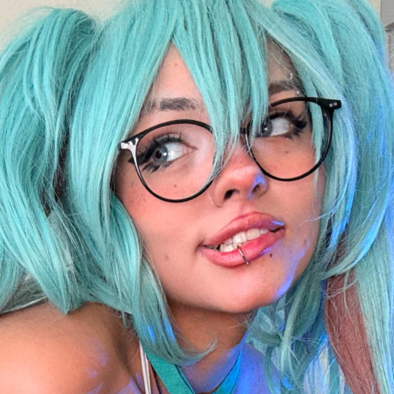 ⋆˚✿˖°Nerdy B 🧚🏼‍♀️⋆˚✿˖° - OnlyFans model