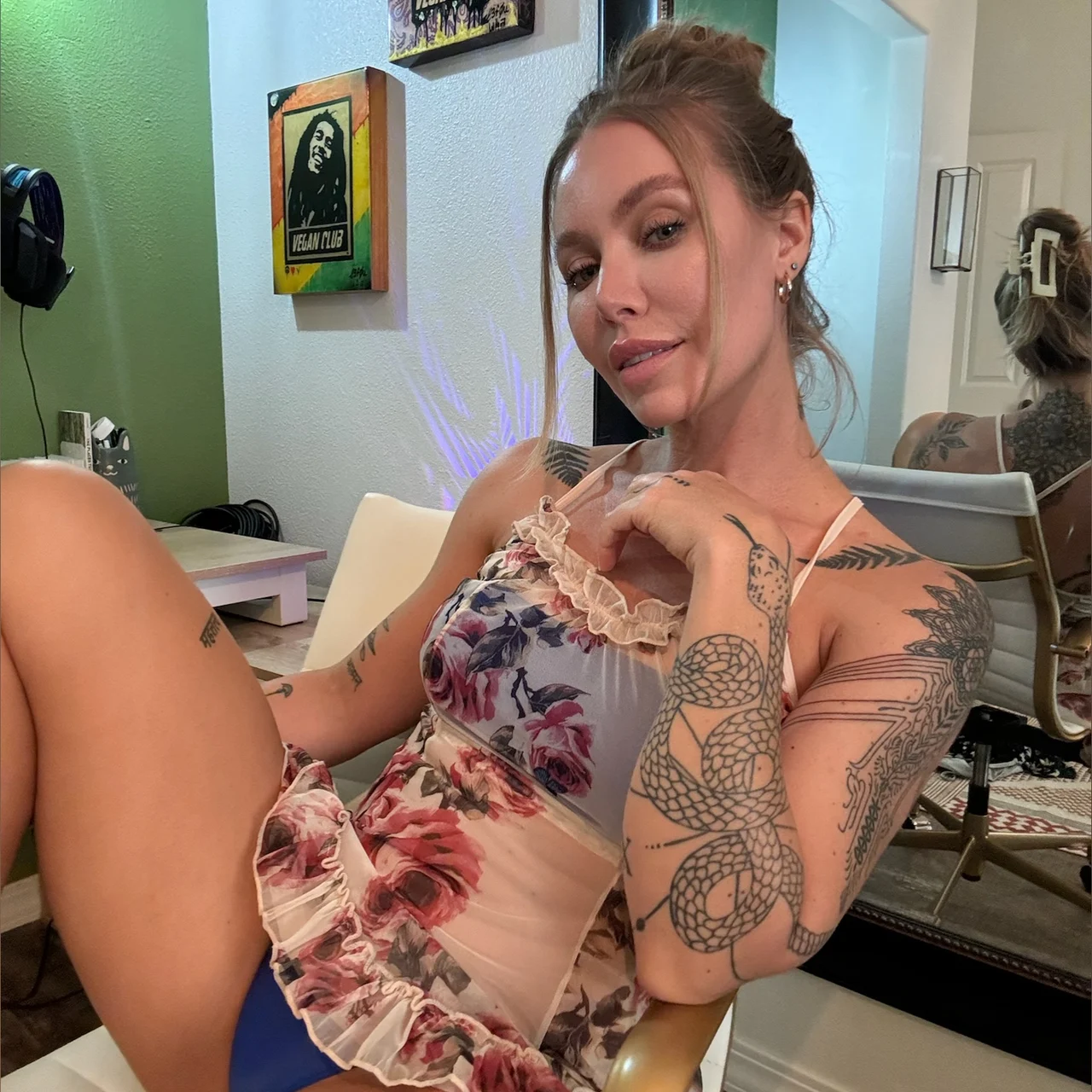 Nicole Aniston - OnlyFans model