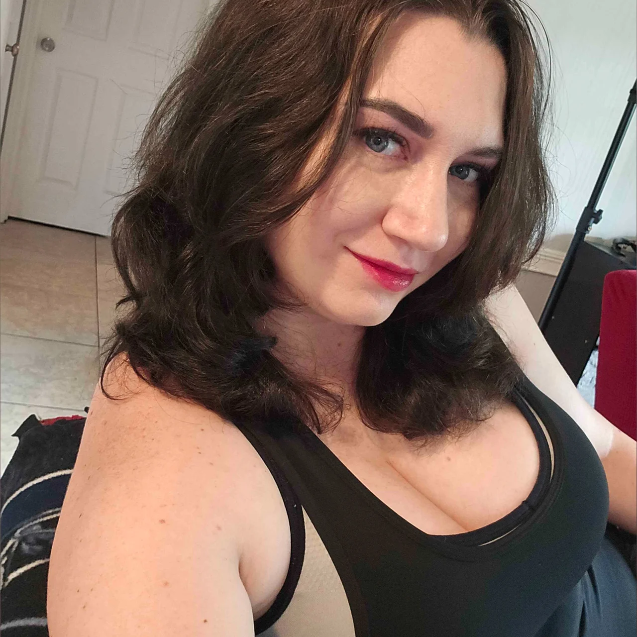 Nova_Fahst - OnlyFans model