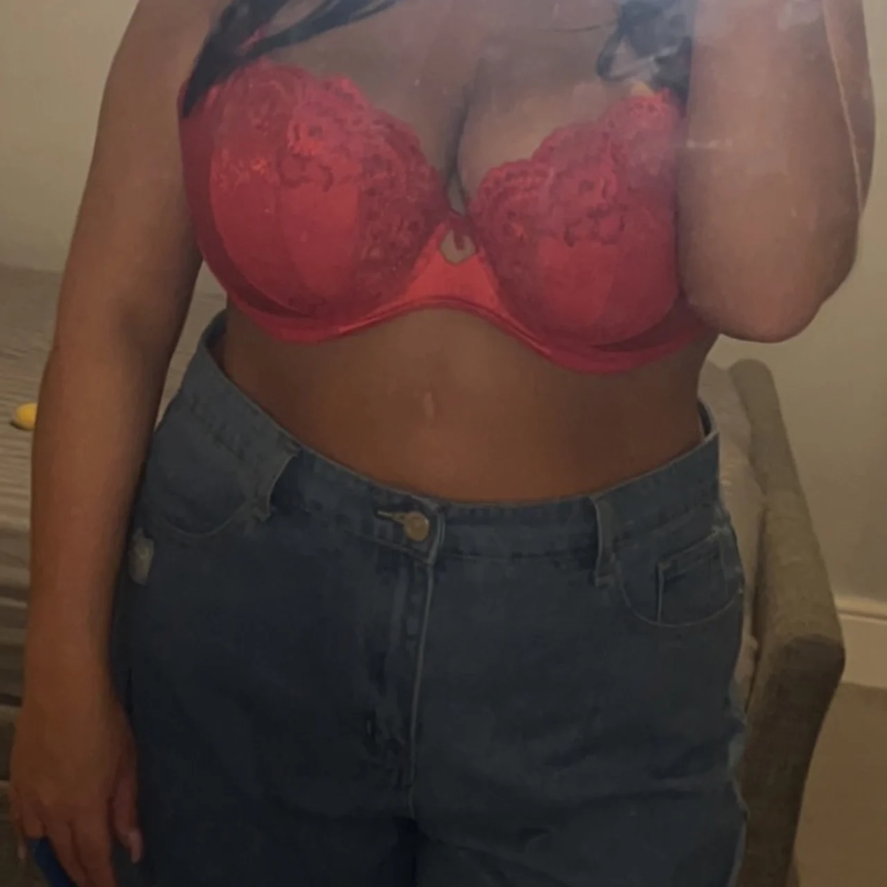 Sexy mom olivia - OnlyFans model