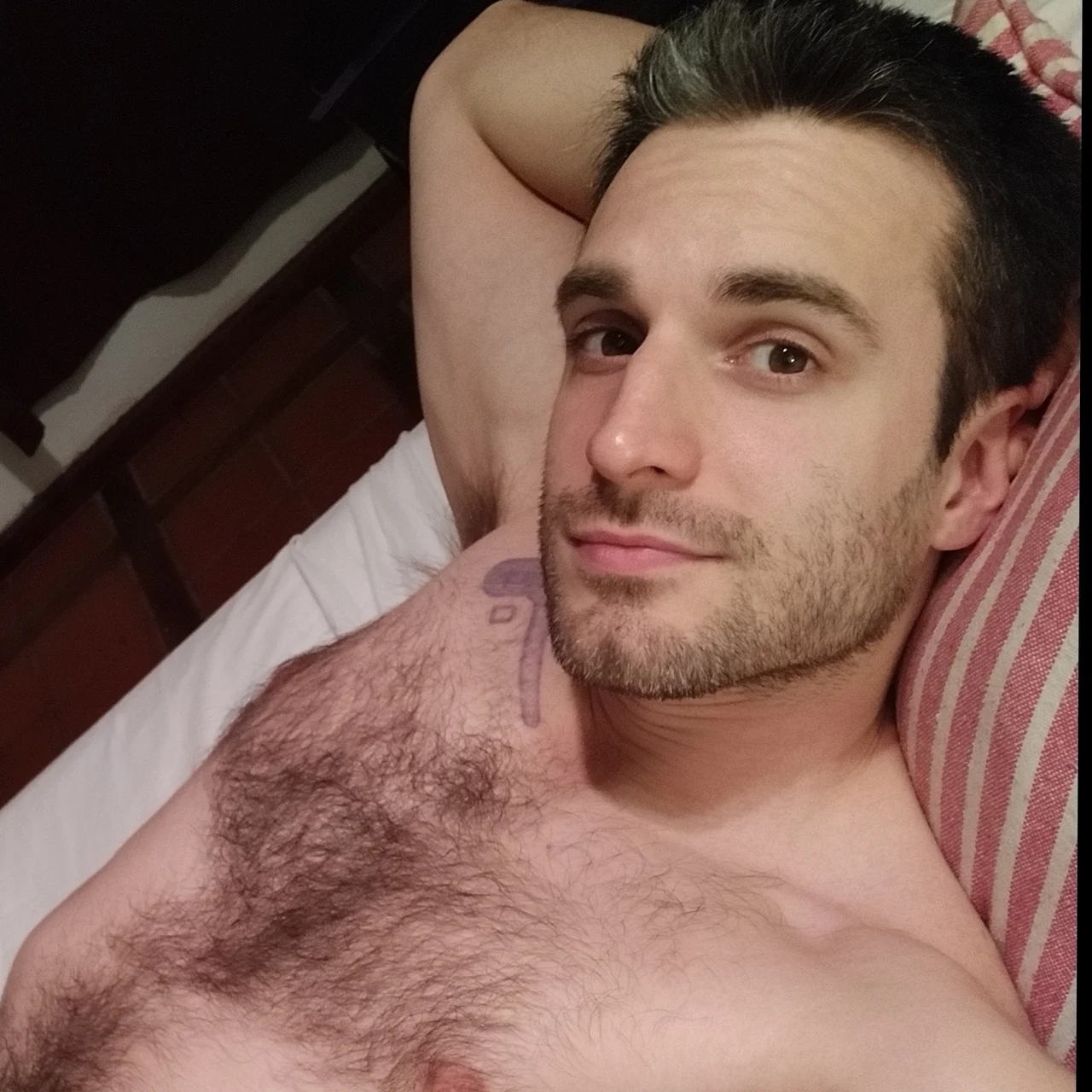 osito_blanco - OnlyFans model