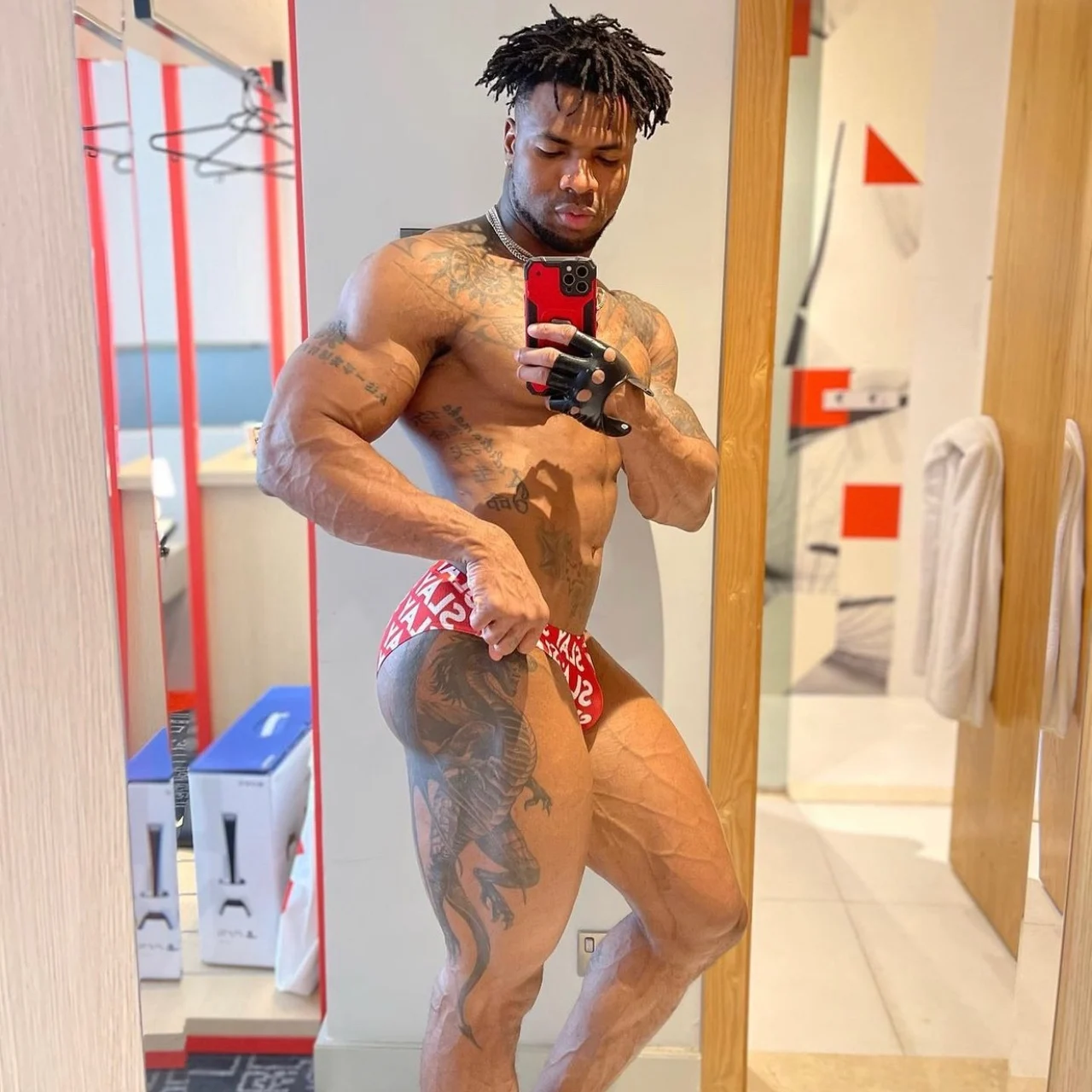 Ostine_brown - OnlyFans model