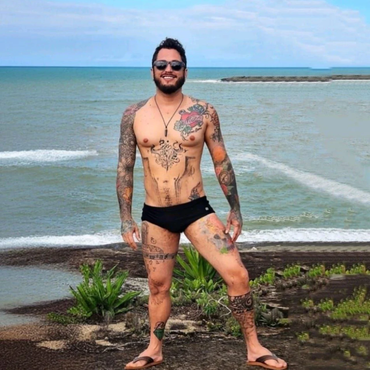 Léo Ferraz Tattoo - OnlyFans model