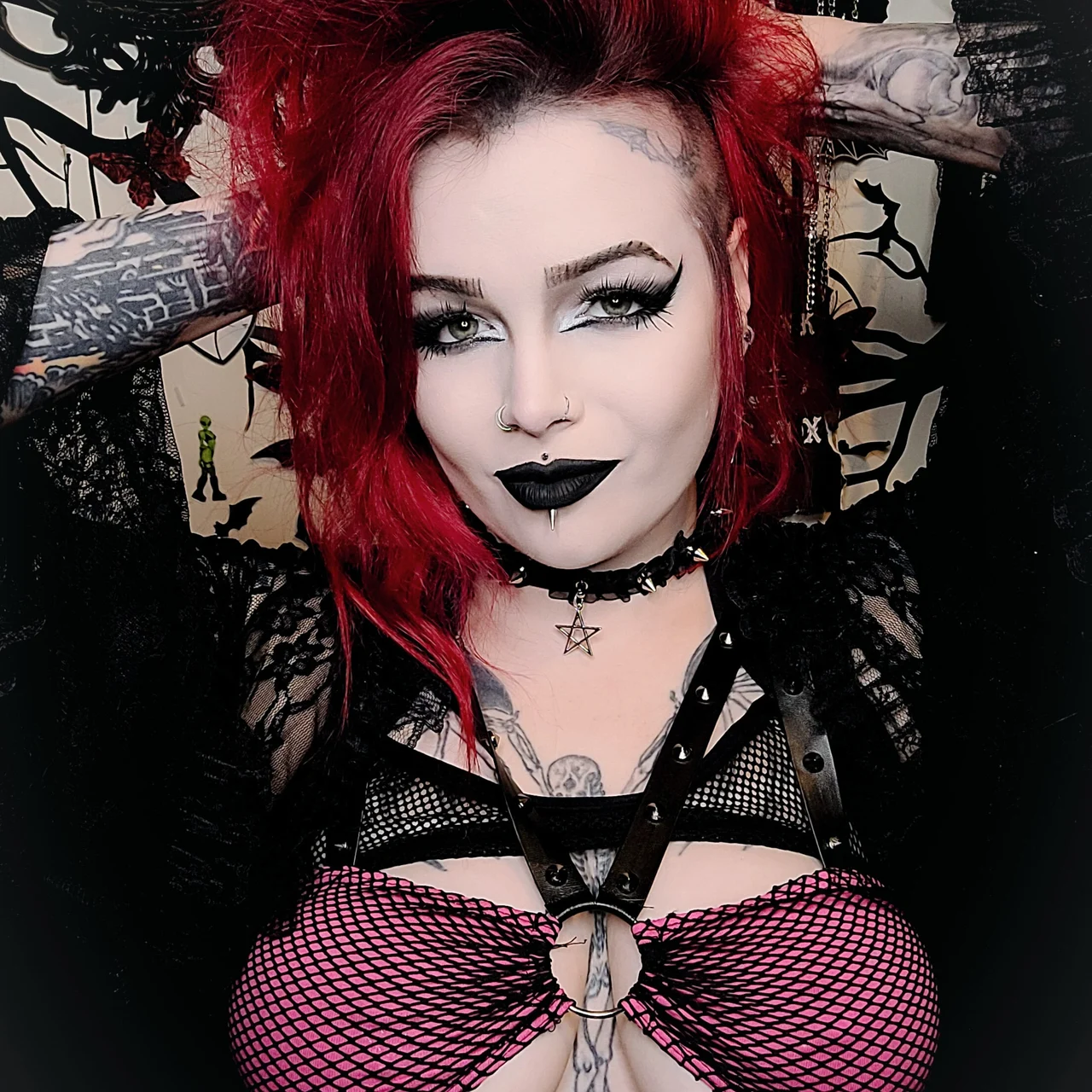 PatriciaAbsinthe - OnlyFans model