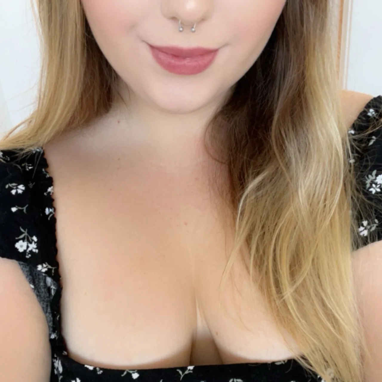 Peach Necctar ♡ - OnlyFans model