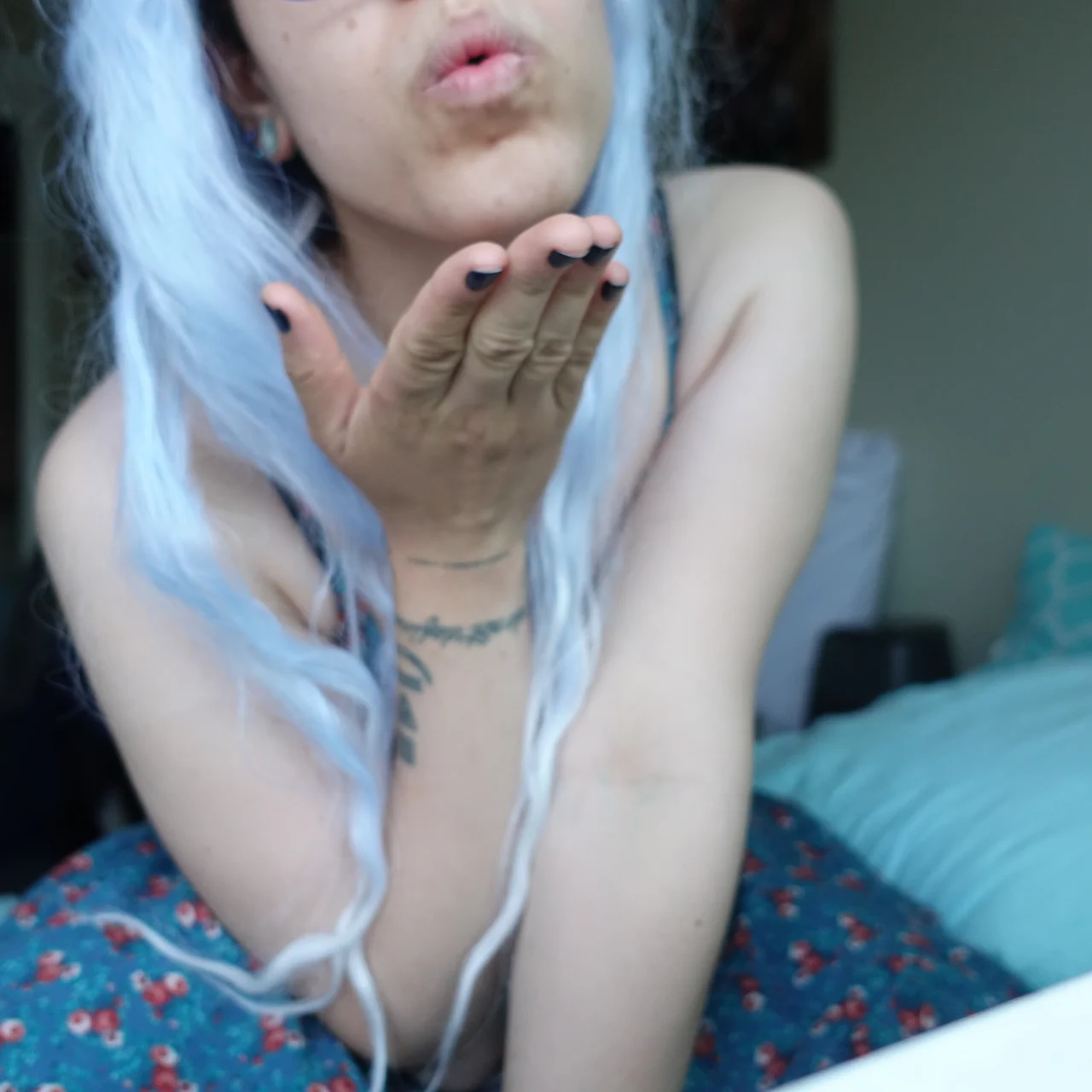 Peachy.Fox - OnlyFans model