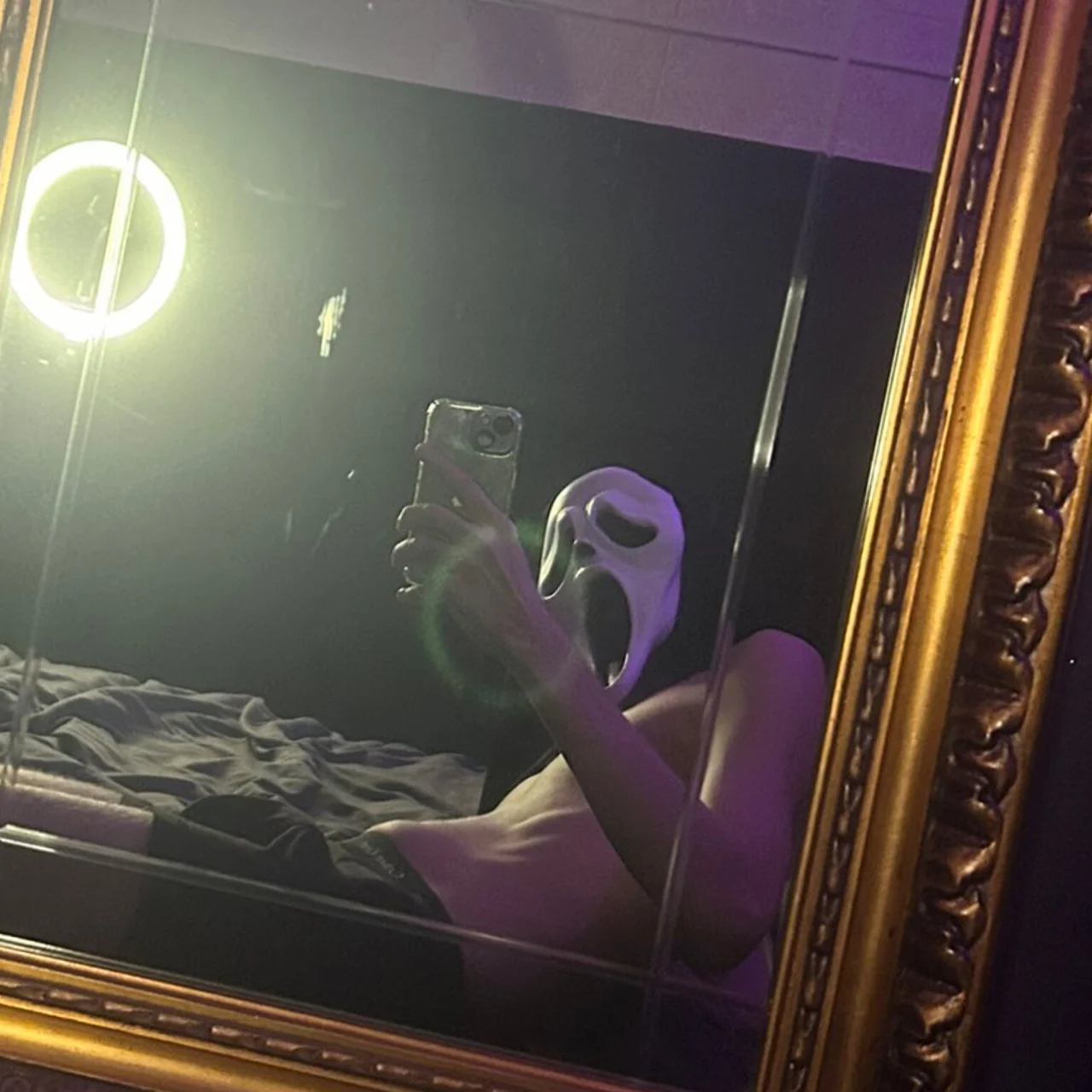 𝑷𝒉𝒂𝒏𝒕𝒐𝒎 - OnlyFans model