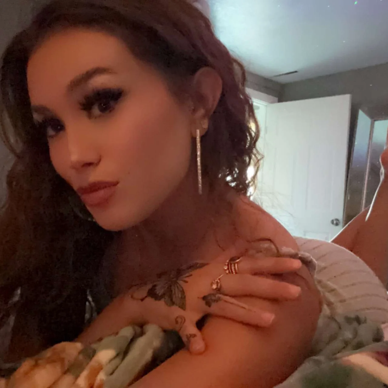 Shay - OnlyFans model