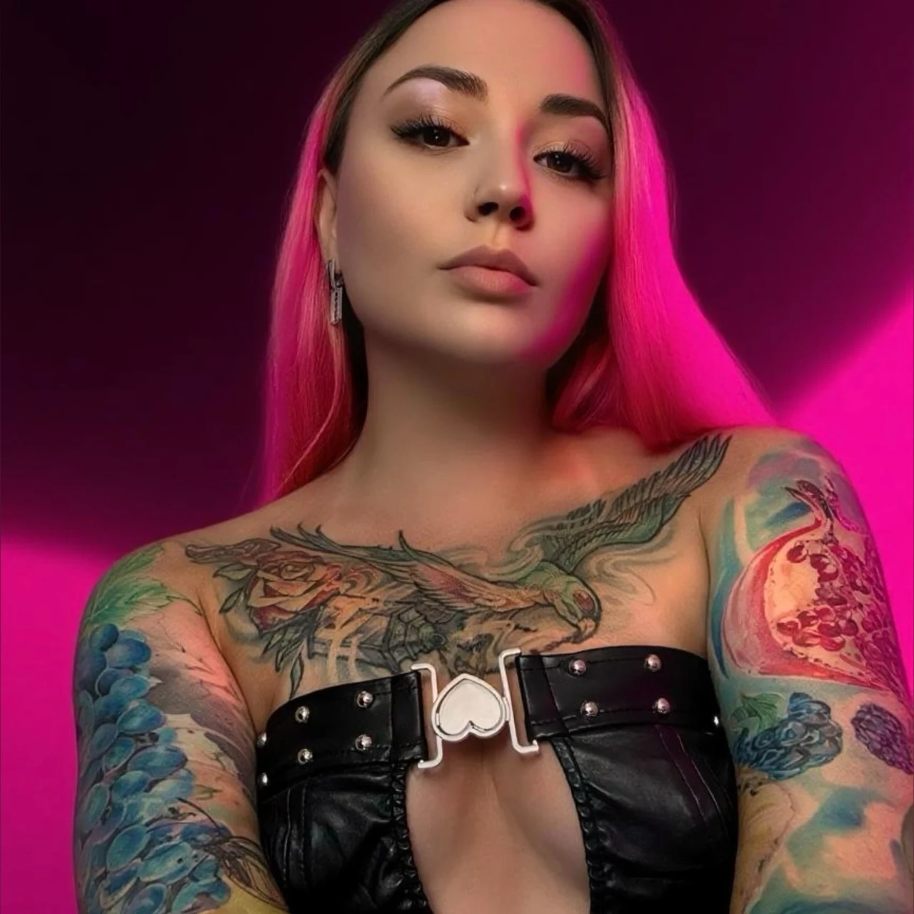 𝙋𝙞𝙣𝙠 𝙃𝙪𝙧𝙧𝙞𝙘𝙖𝙣𝙚 - 𝙁𝙧𝙚𝙚 - OnlyFans model