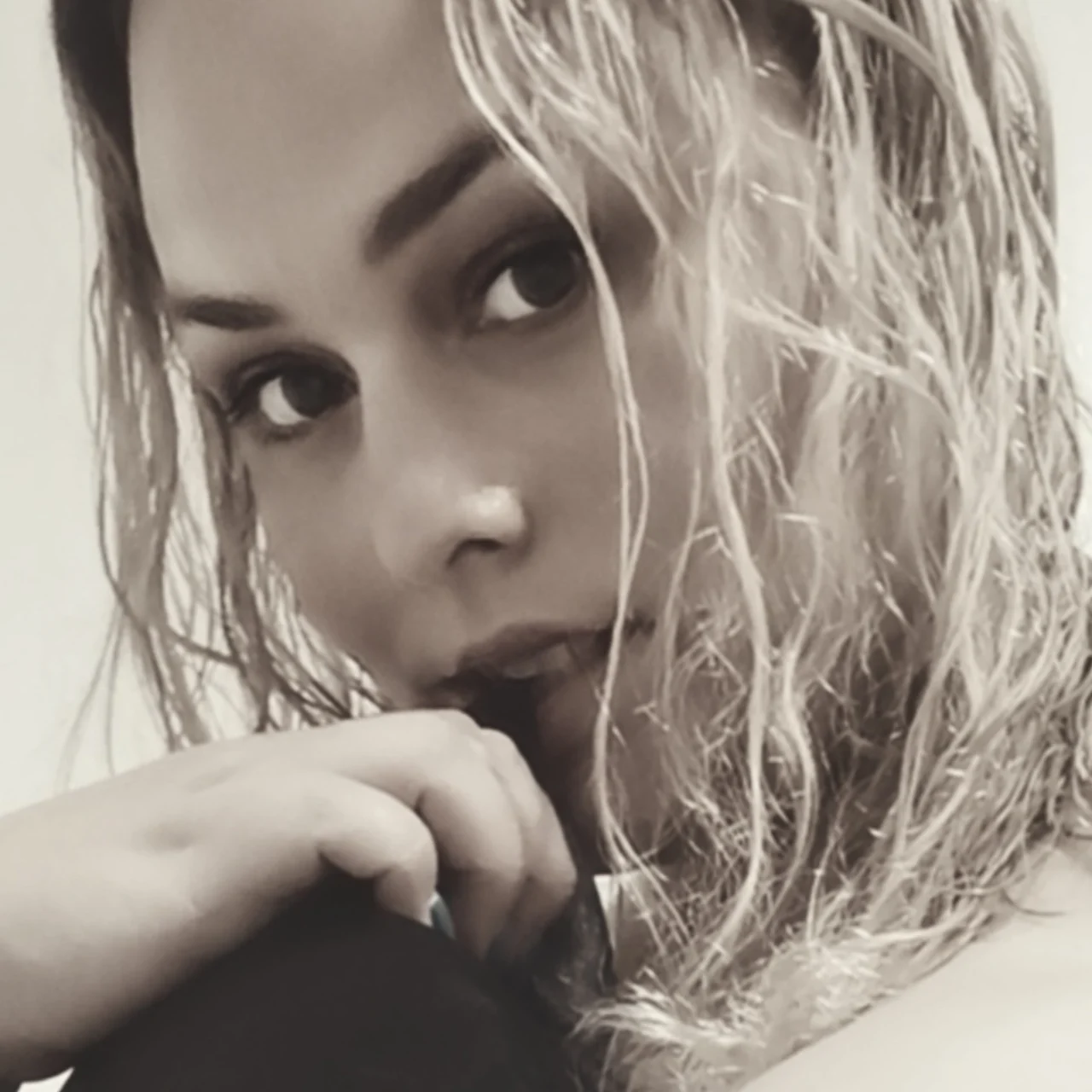 Poly AJ - OnlyFans model