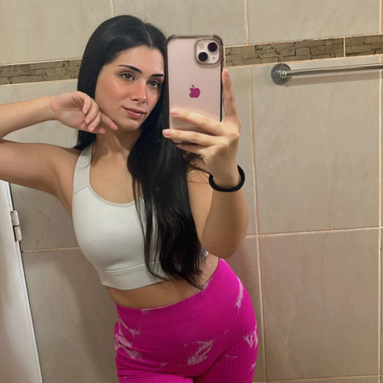 💎Yuli💎 - OnlyFans model