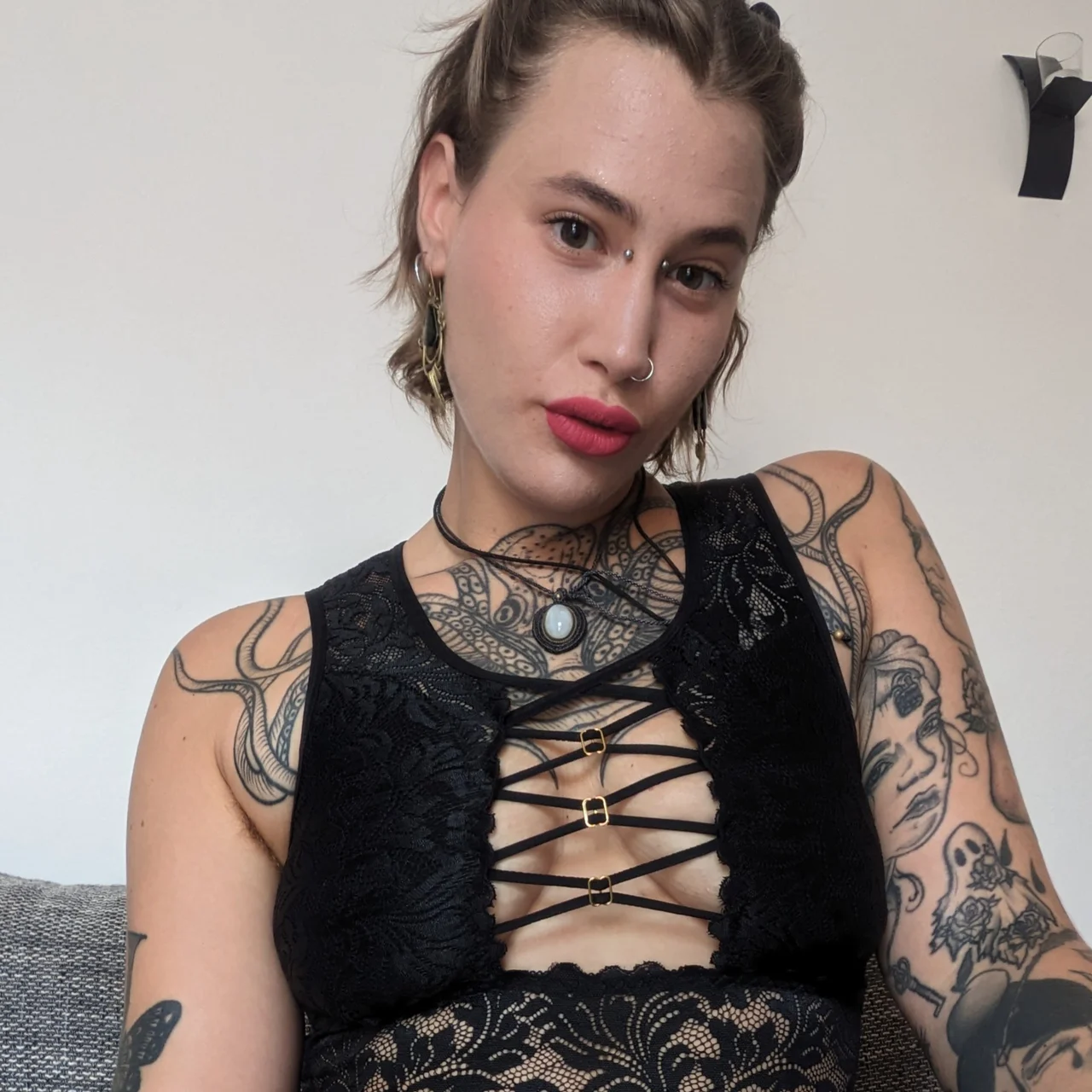 $andra - OnlyFans model