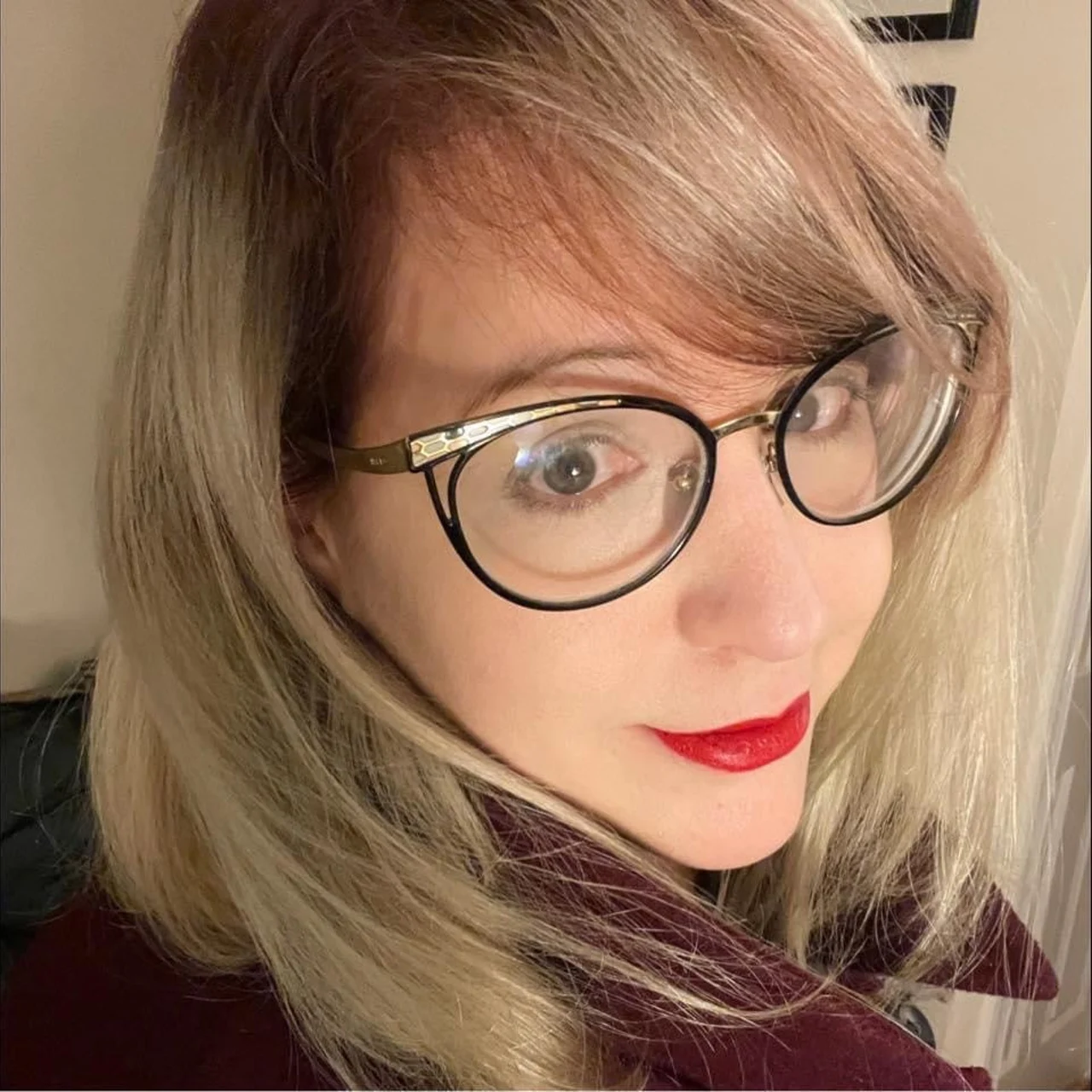 PushingUpRoses - OnlyFans model