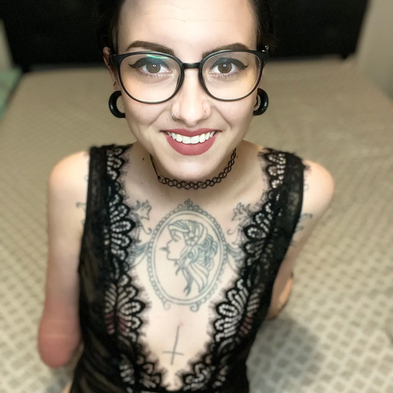 Raven - OnlyFans model