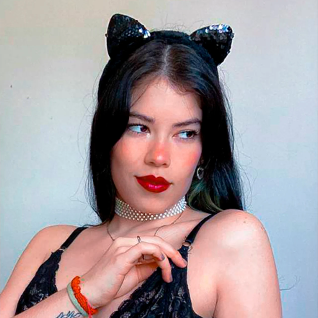 Rea 🇬🇷🇺🇸 - OnlyFans model