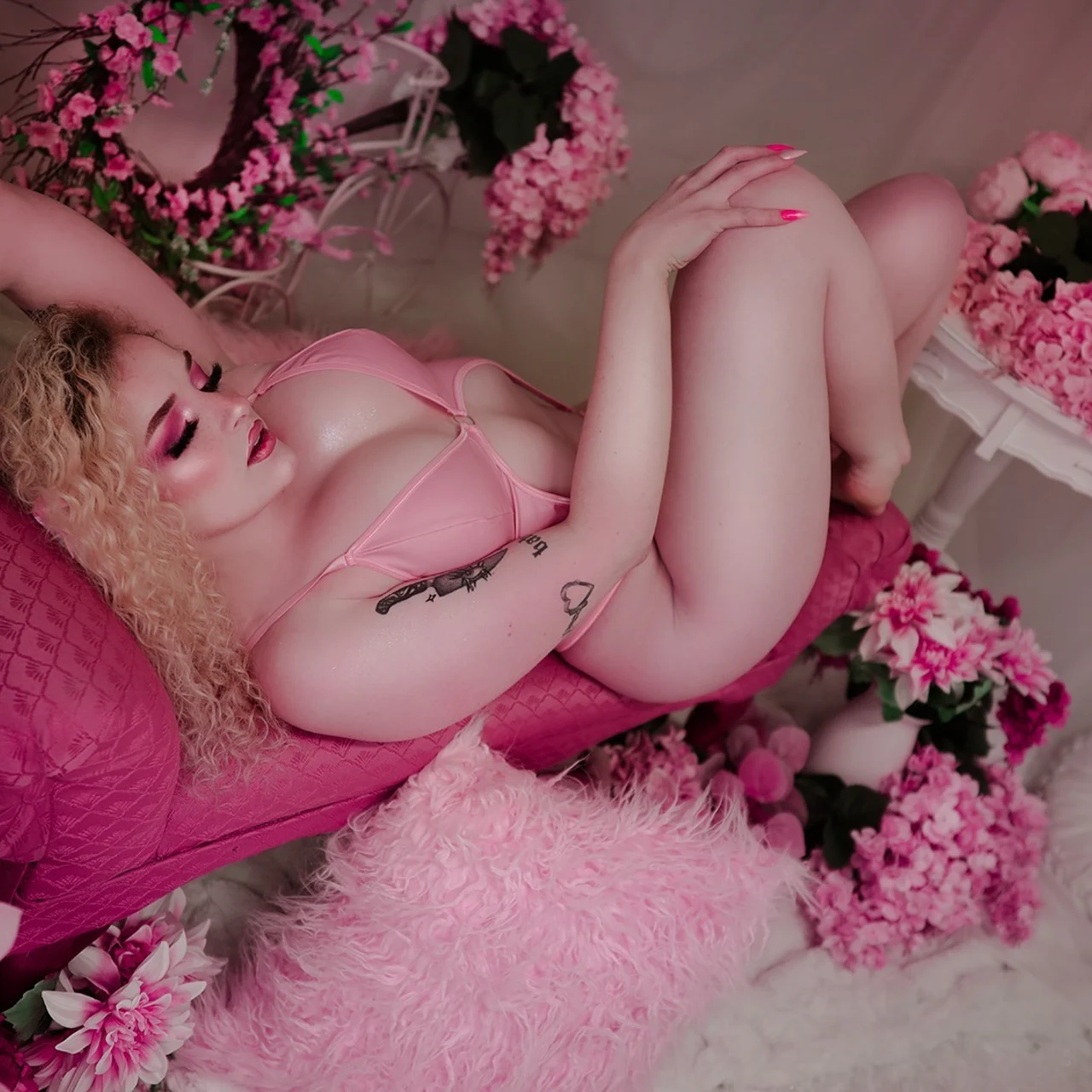 ✨🌸Seraphina Skye 🌸✨ NEW POSTS ON HAITUS - OnlyFans model