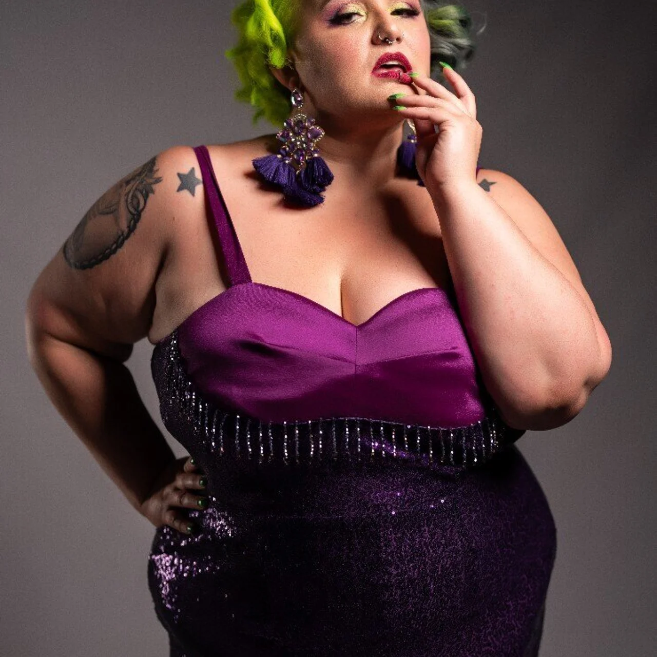 Mia Moore - OnlyFans model