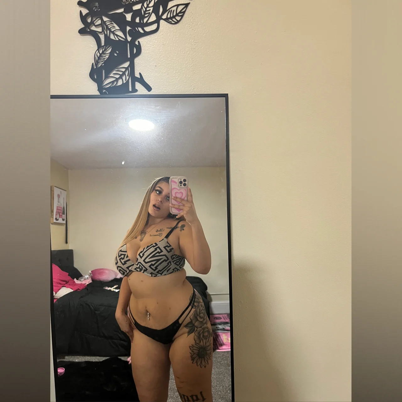 RicaanMamii - OnlyFans model