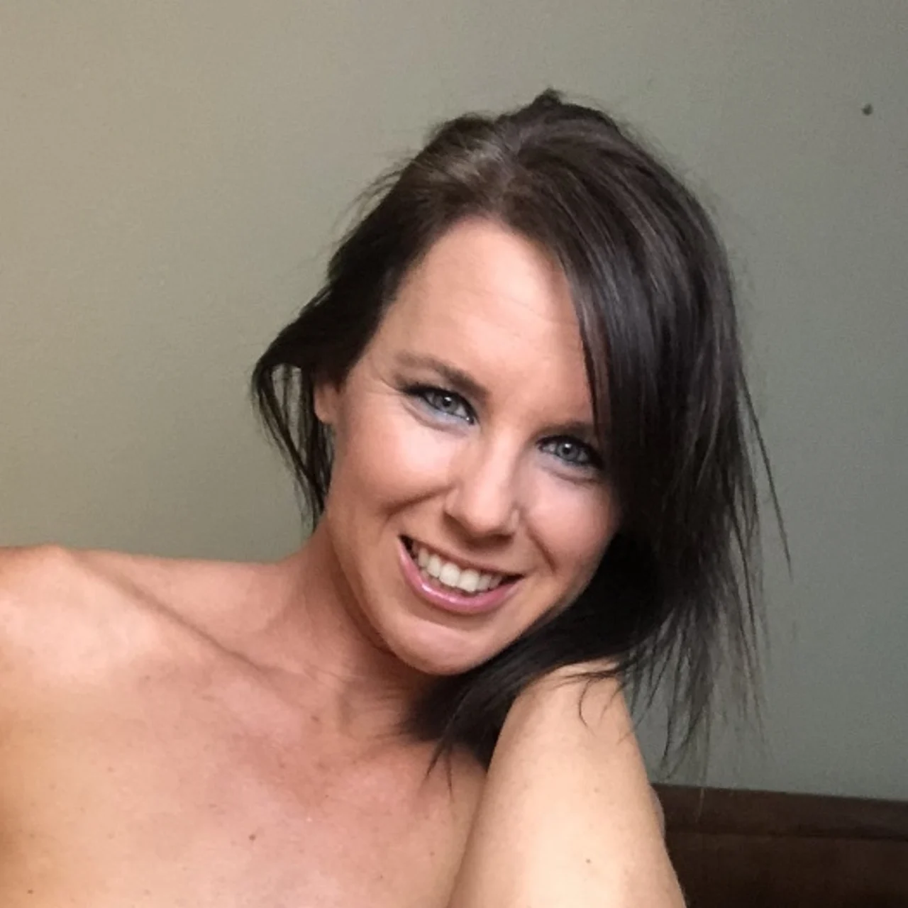 Riley Jacobs FREE Page!! - OnlyFans model